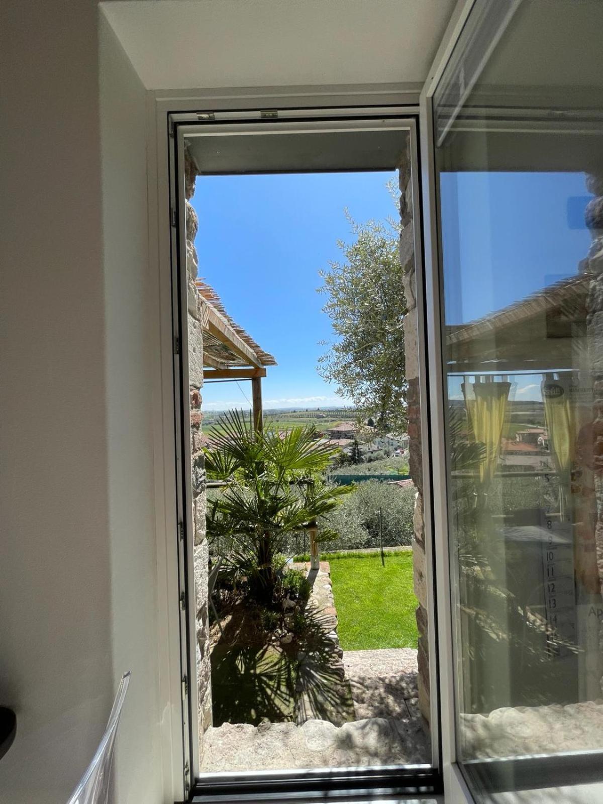 Garden Room คาวาญอง เวโรเนเซ ภายนอก รูปภาพ