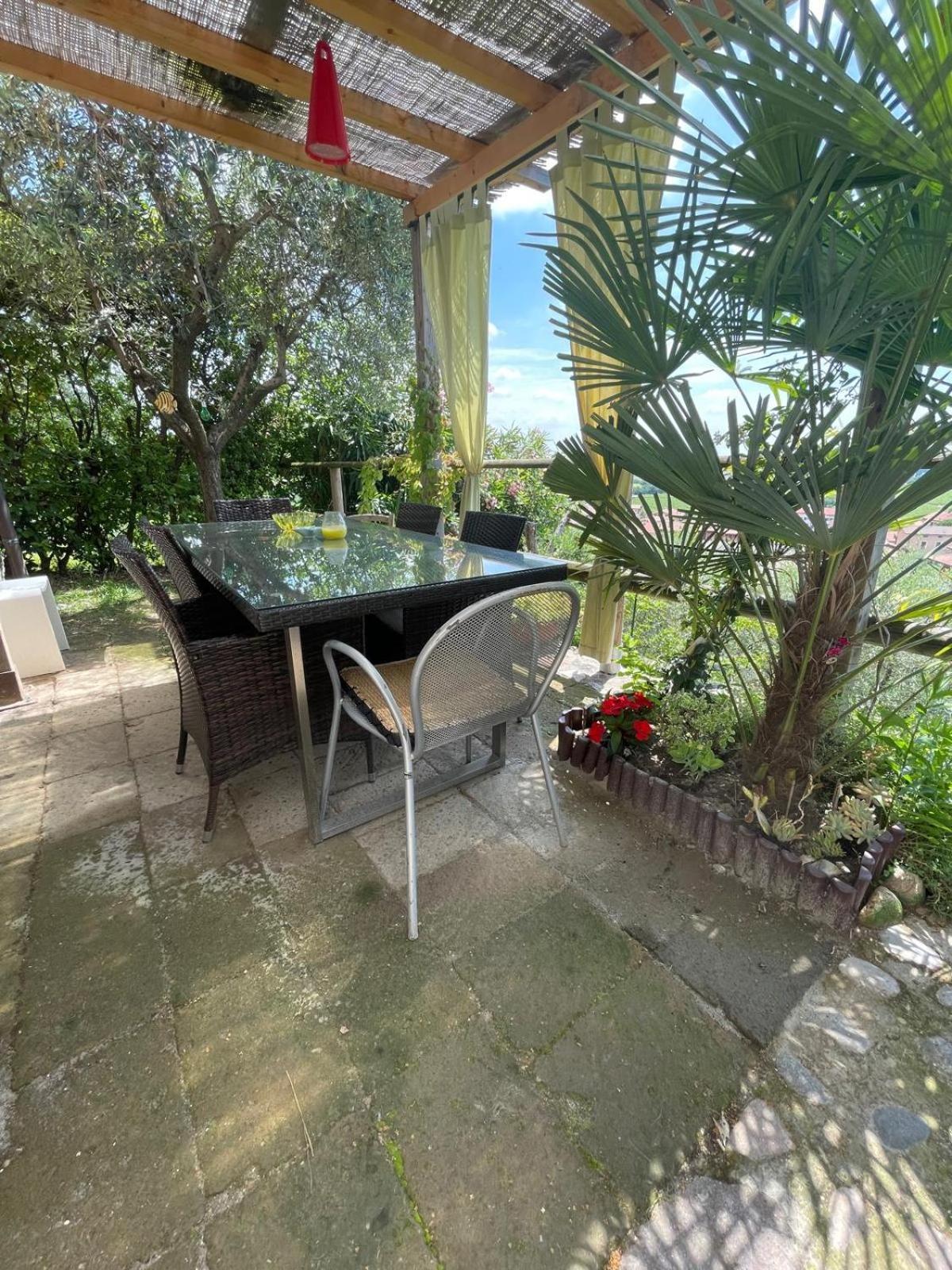 Garden Room คาวาญอง เวโรเนเซ ภายนอก รูปภาพ